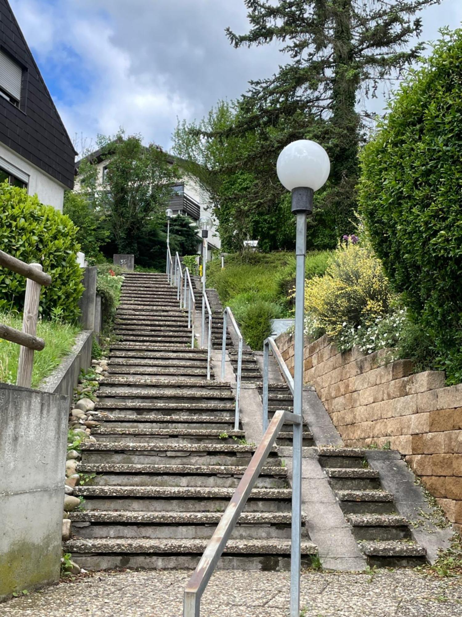 Tuebingen - Auf Dem Oesterberg - Free Parking Exterior foto